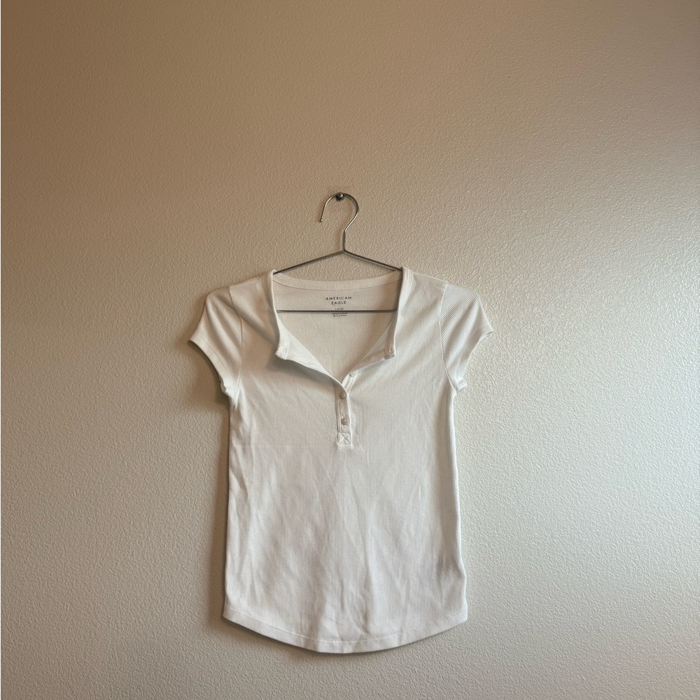 American Eagle Outfitters White Button Down Shirt - Picture 2 of 4